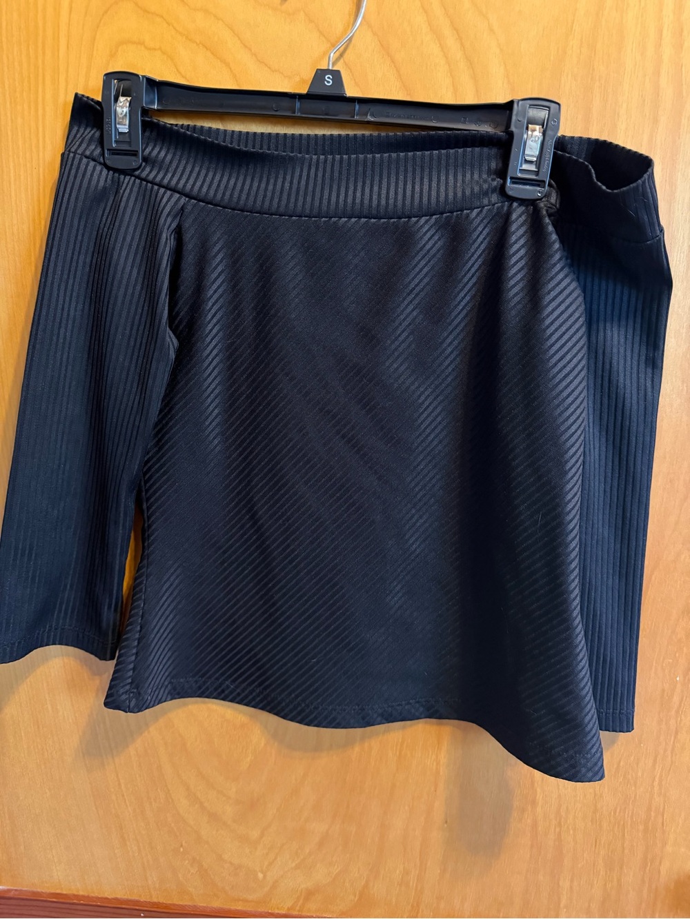 Off Shoulder Crop Tee